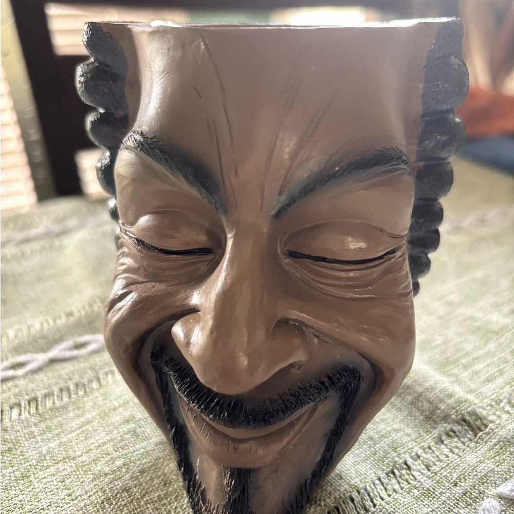 Snoop Dogg Pot Head (plant pot)